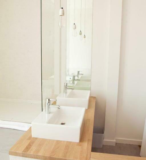 デラックスルーム, Vesper