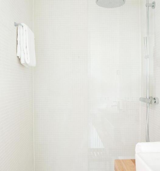 スタンダードルーム, Vesper