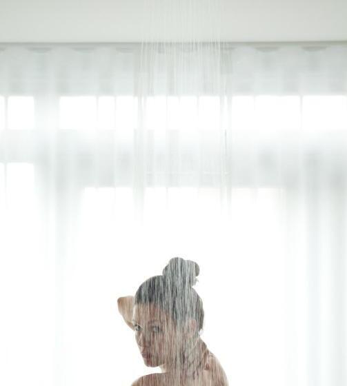 バルコニー付きデラックスルーム, Vesper