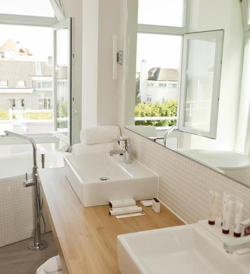 テラス付スイート, Vesper