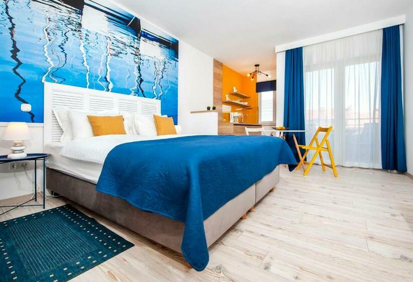 Студио Стандарт с Балконом, Villa Marea