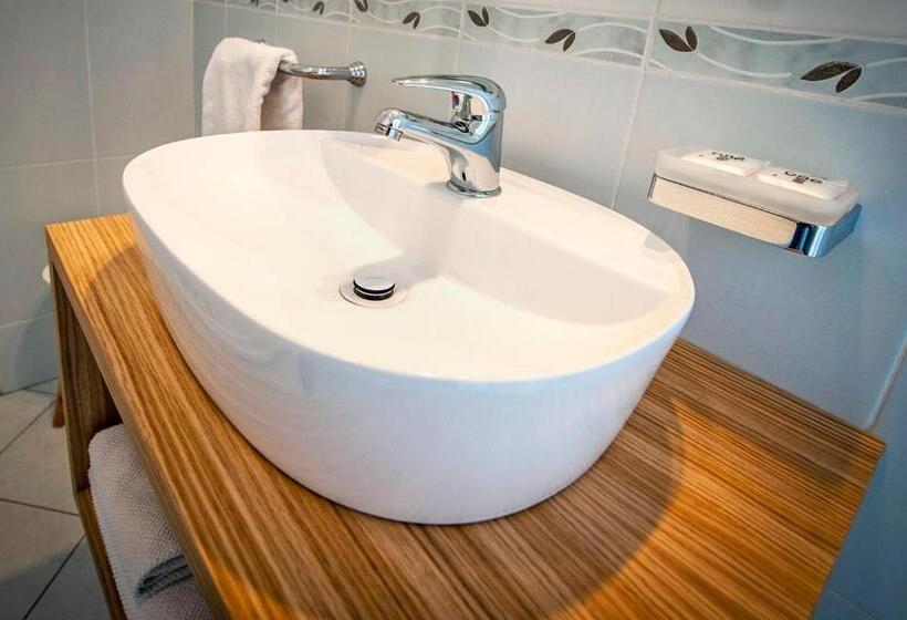 Апартаменты 1 Спальня с Балконом, Villa Marea