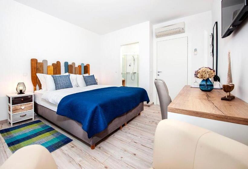 Номер Стандарт с Балконом, Villa Marea