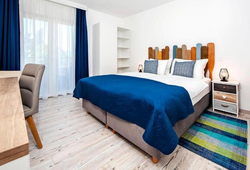 Номер Стандарт с Балконом, Villa Marea