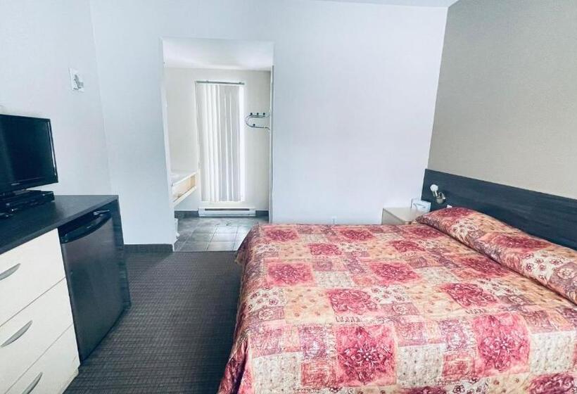 חדר סופריור, Motel Falcon