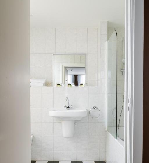 غرفة قياسية ثلاثية, Stadshotel De Klok