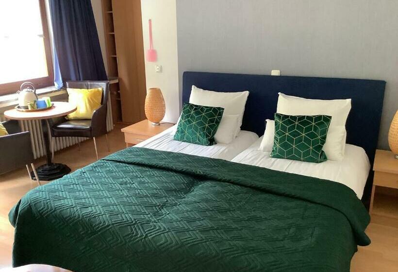 חדר סטנדרט עם מרפסת, Am Obersee