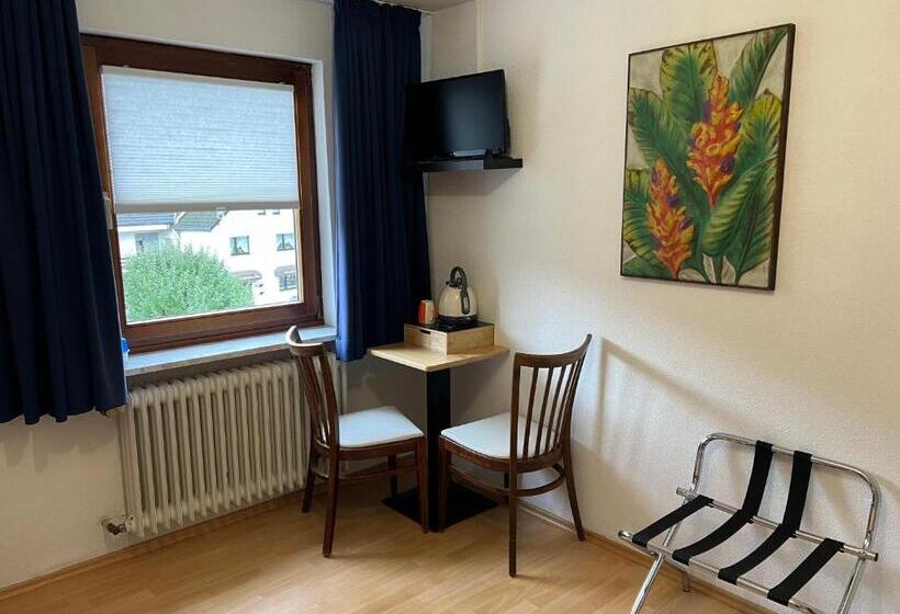 חדר אקונומי יחיד, Am Obersee