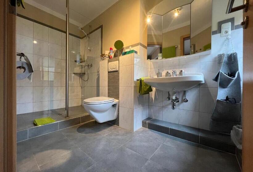 חדר דלוקס, Am Obersee