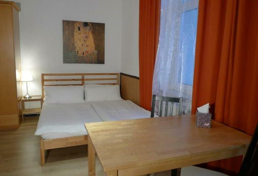 标准间, Deutscher Hof