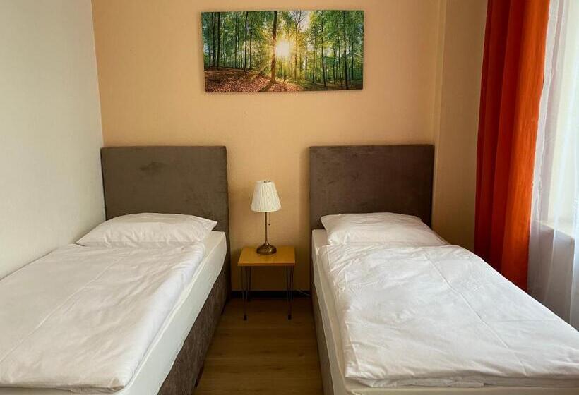 经济房, Deutscher Hof