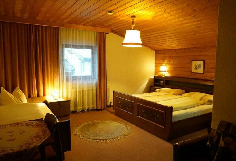 スタンダードトリプルルーム, Gasthof Perfler