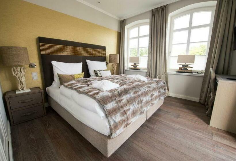 Люкс, Hof Galerie