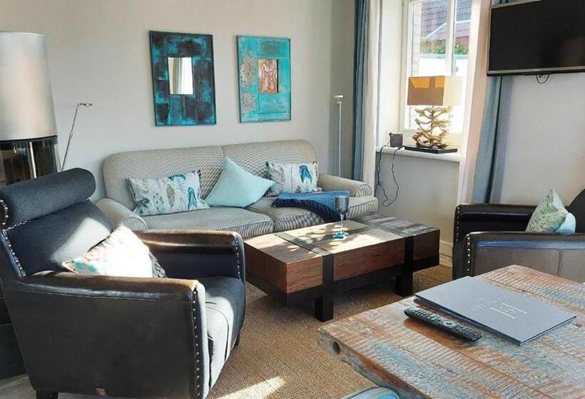 Люкс, Hof Galerie