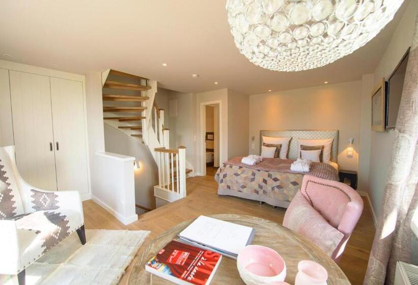 Люкс, Hof Galerie