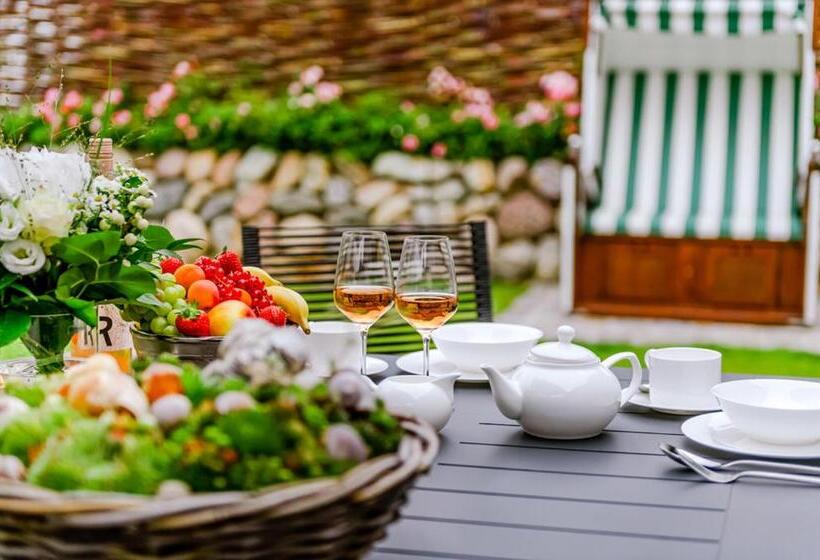 Номер Стандарт, Hof Galerie