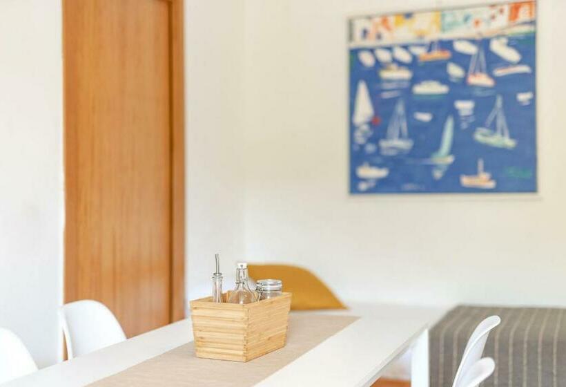 Студио Стандарт Кровать Кинг, Le Grand Bleu Gioia Apartments