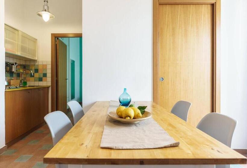 Апартаменты 1 Спальня, Le Grand Bleu Gioia Apartments