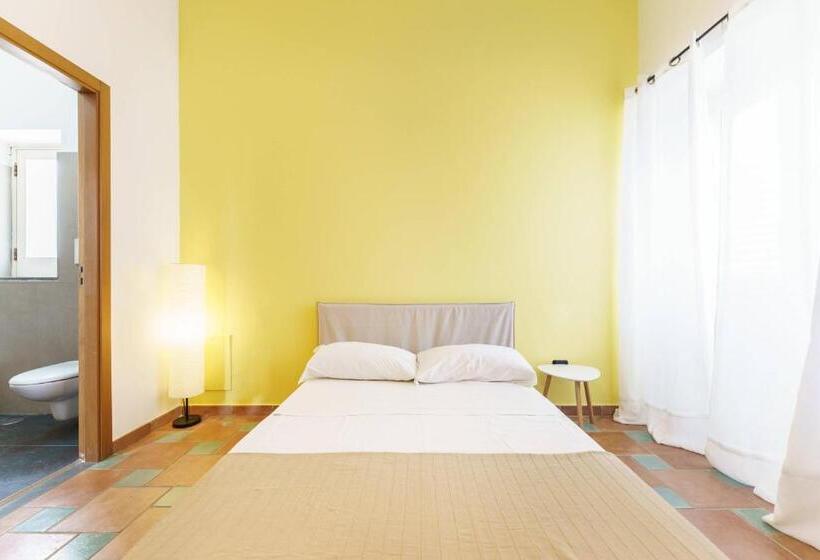 Студия Стандарт, Le Grand Bleu Gioia Apartments