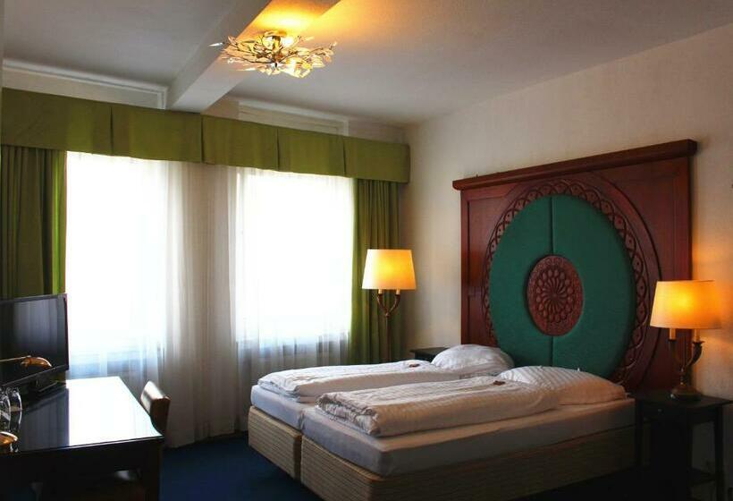 اتاق استاندارد, Restaurant Heute