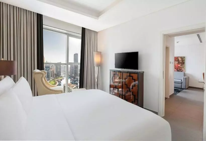 Suite King Bed