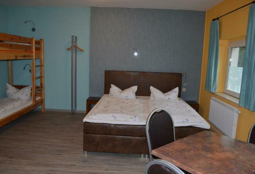 غرفة عائلية, Wittenberg Hotel Garni