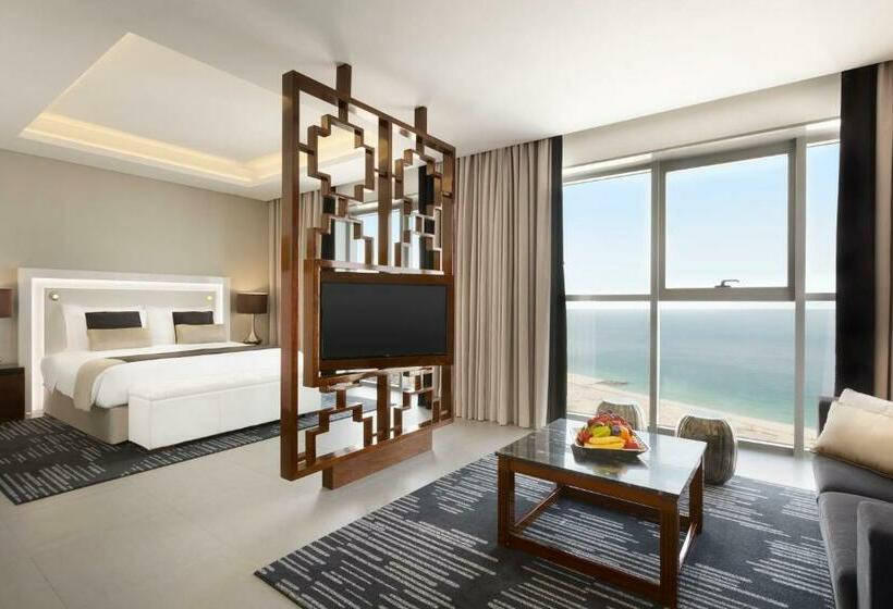 Люкс Клуб, The First Collection Marina