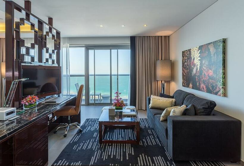 Люкс Клуб, The First Collection Marina