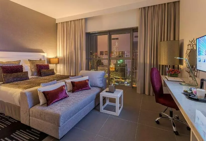 اتاق سوپریور با تخت بزرگ, The First Collection Marina, Dubai, A Tribute Portfolio