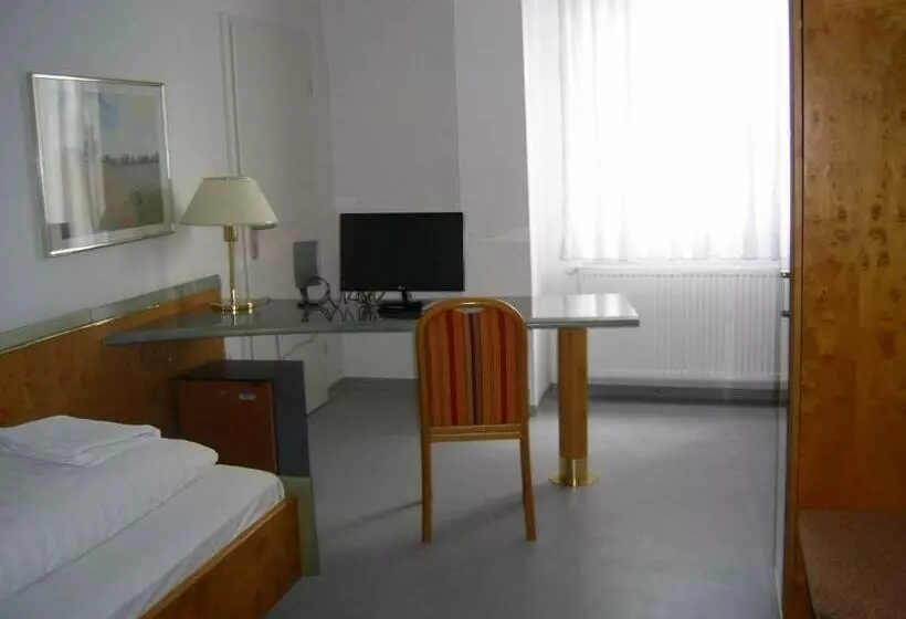 スタンダードシングルルーム, Willy Hotel Frankfurt