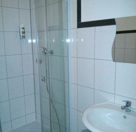 חדר סטנדרט יחיד, Willy Hotel Frankfurt