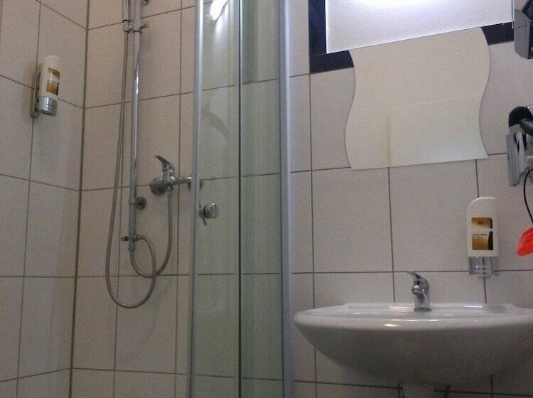 חדר סטנדרט יחיד, Willy Hotel Frankfurt