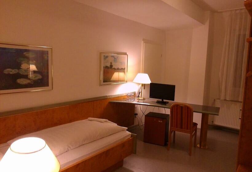 חדר סטנדרט יחיד, Willy Hotel Frankfurt