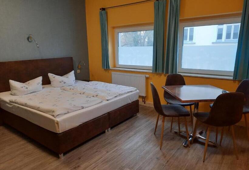 家庭间, Wittenberg Hotel Garni