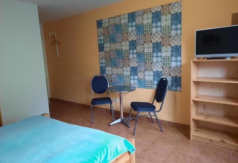 标准单人间, Wittenberg Hotel Garni