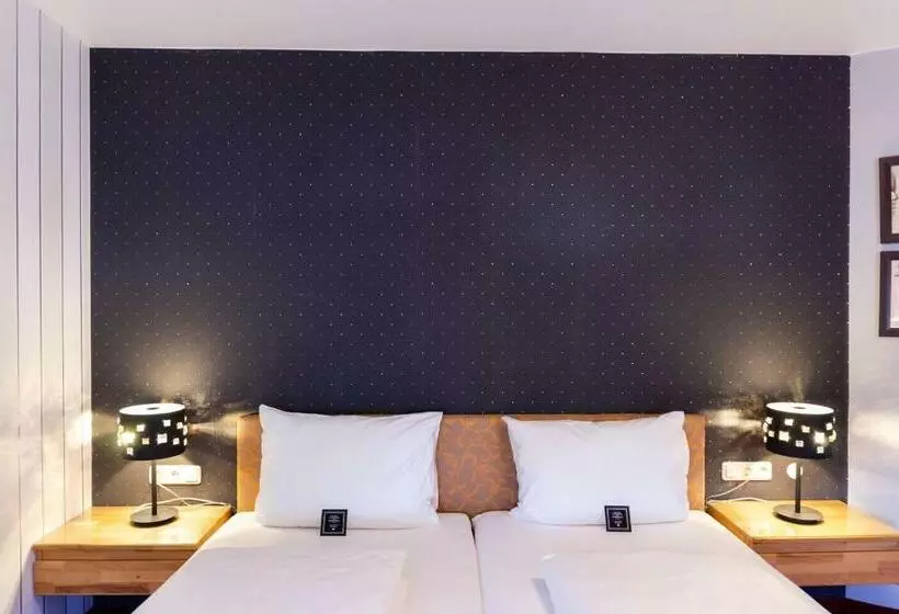 سوییت, Arthotel Ana Aura