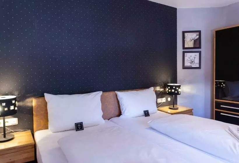 سوییت, Arthotel Ana Aura