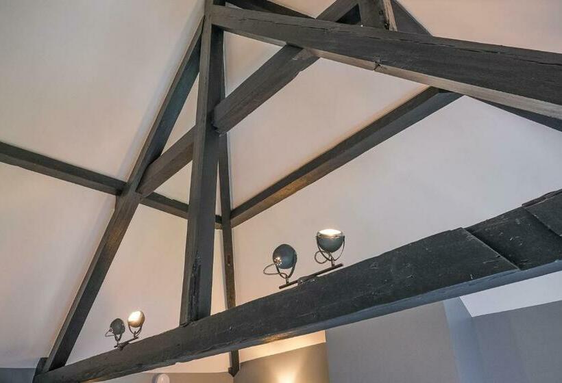 سوییت لوکس, B&b 't Poorthuys