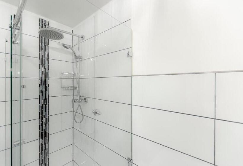 سوییت, Arthotel Ana Aura