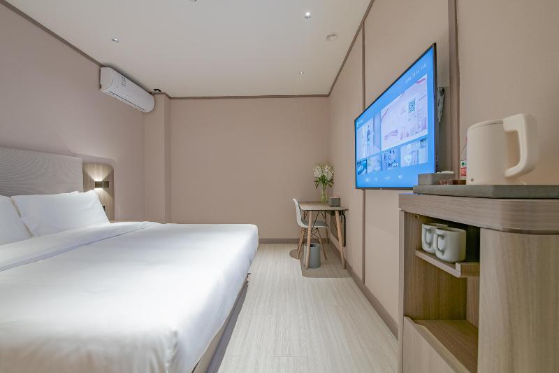 Номер Стандарт, Hanting  Chengdu Huayang