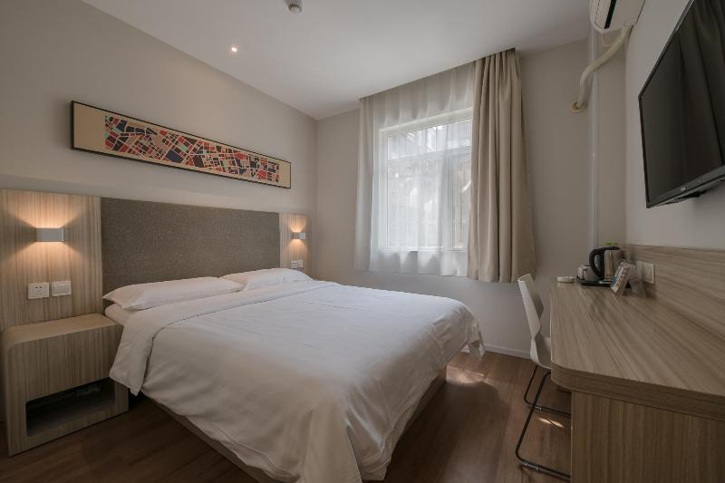 Номер Стандарт, Hanting  Chengdu Huayang