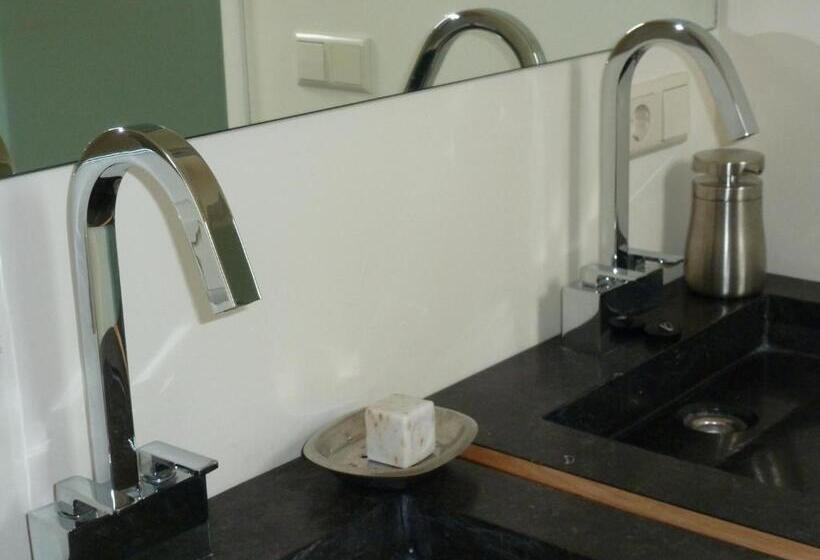 חדר סטנדרט, Het Oude Postkantoor