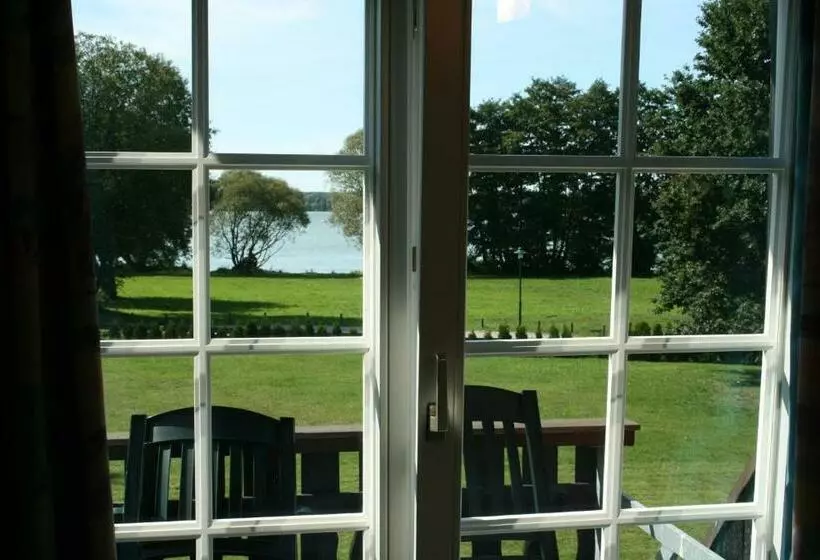 Standardzimmer mit Seeblick, Seewisch