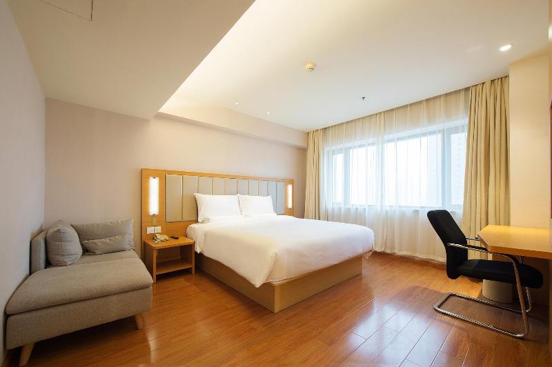 חדר סופריור, Ji  Dalian Qingniwa