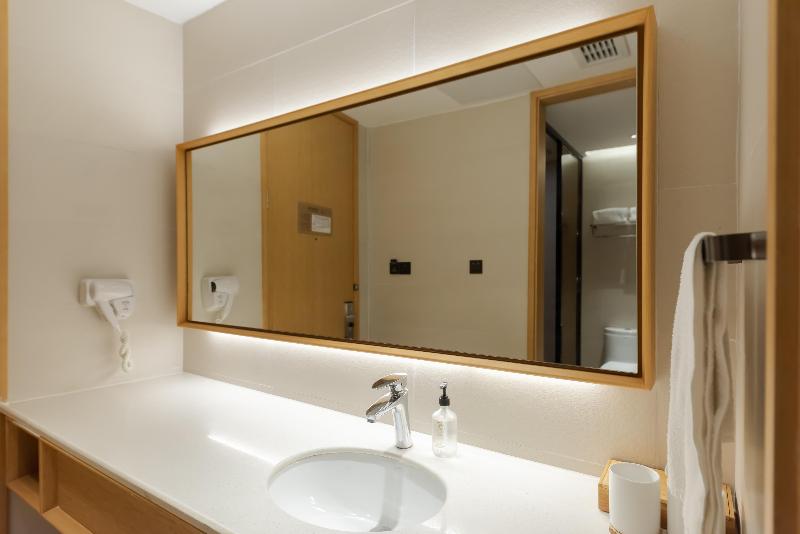 غرفة بيزنس, Ji  Suzhou Dushuhu