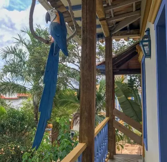 اتاق استاندارد سه تخته با چشم‌انداز استخر, Arraial Velho Pousada Tematica