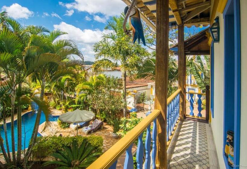 带泳池的标准三人间, Arraial Velho Pousada Tematica