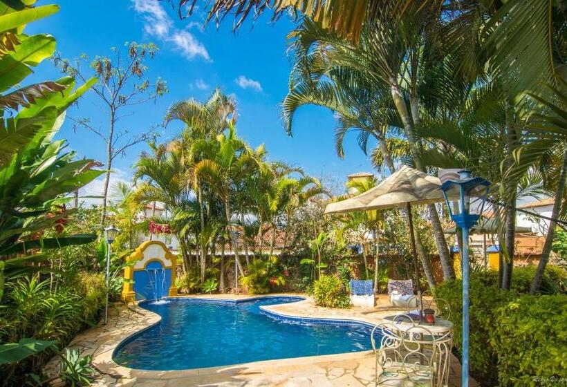 带泳池的标准三人间, Arraial Velho Pousada Tematica