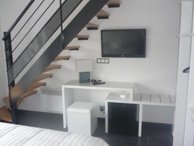 家庭间, Bô Rivage