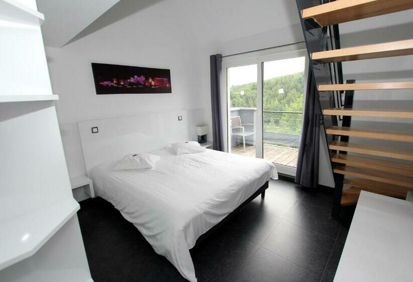 家庭间, Bô Rivage